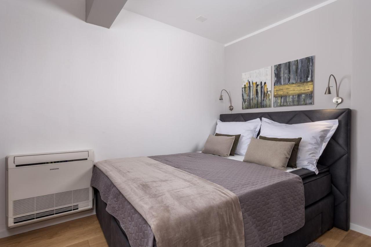 Luxury City Center Apartment -50M To The Sea Abbázia Kültér fotó