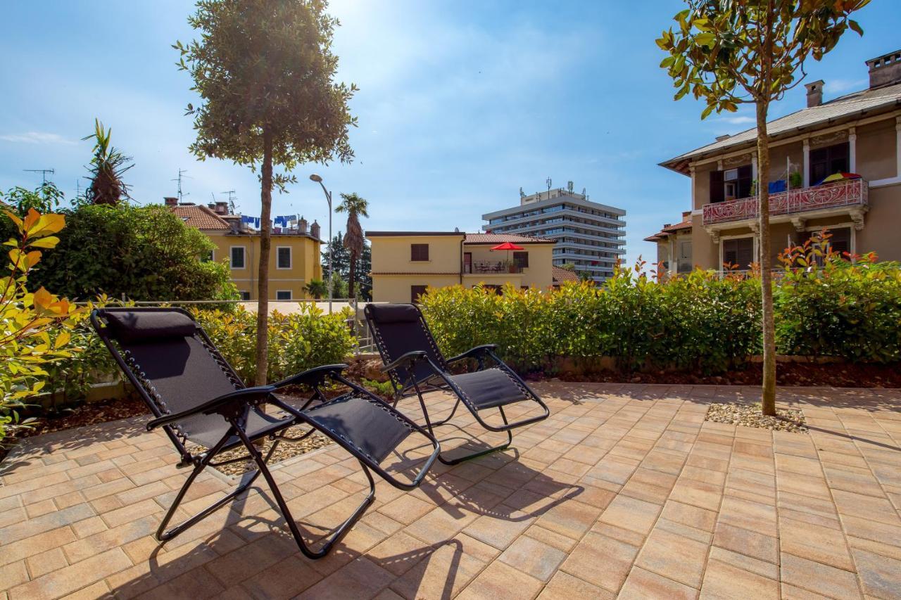 Luxury City Center Apartment -50M To The Sea Abbázia Kültér fotó